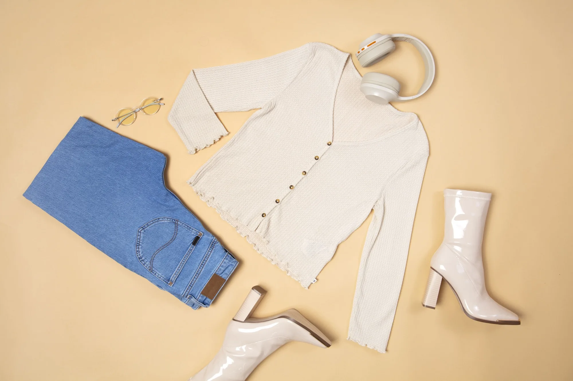 Clothing, Shoes & Accessories